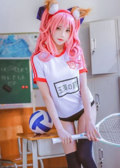 欧美风运动休闲服_HD日韩免费观看