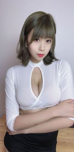 夜夜天天拍拍在线观看_蓝光免费高清观看